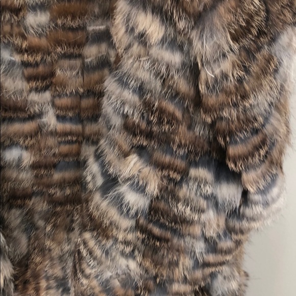 Greylin Racerback Rabbit Fur Vest - Picture 6 of 8